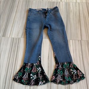 Anthropologie Pilcro embellished jeans. Size 26